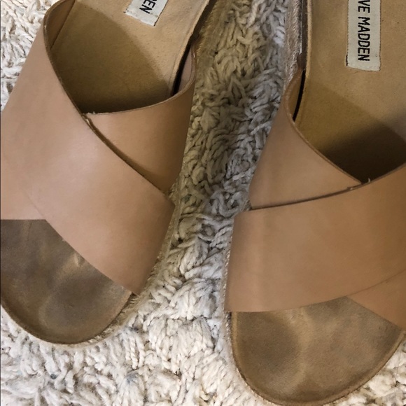 Steve Madden - Picture 3 of 6